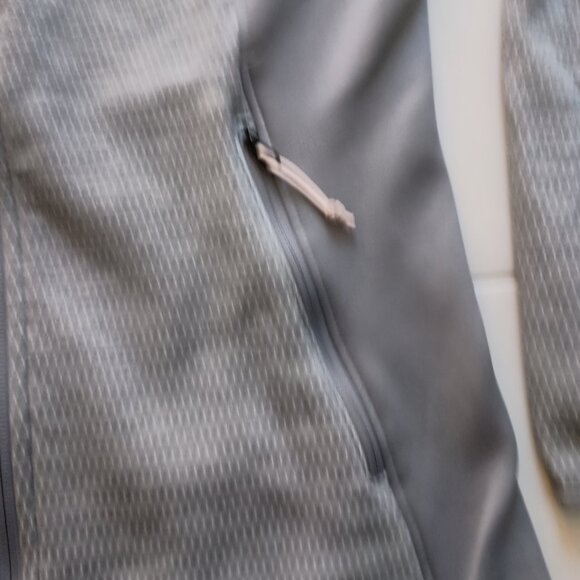 The North Face Gray Hoodie Lightweight Jacket Women’s Size L - Picture 4 of 16